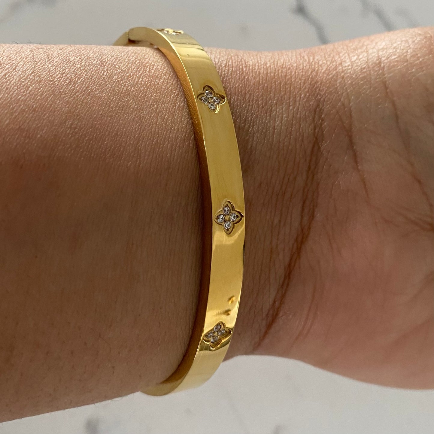 Bia Bangles